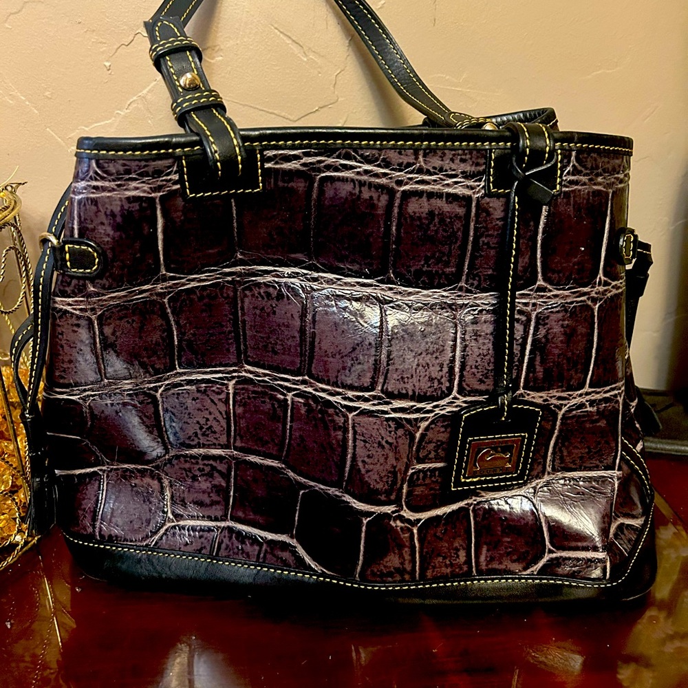 Genuine Dooney & Bourke bag purple 16x12x7